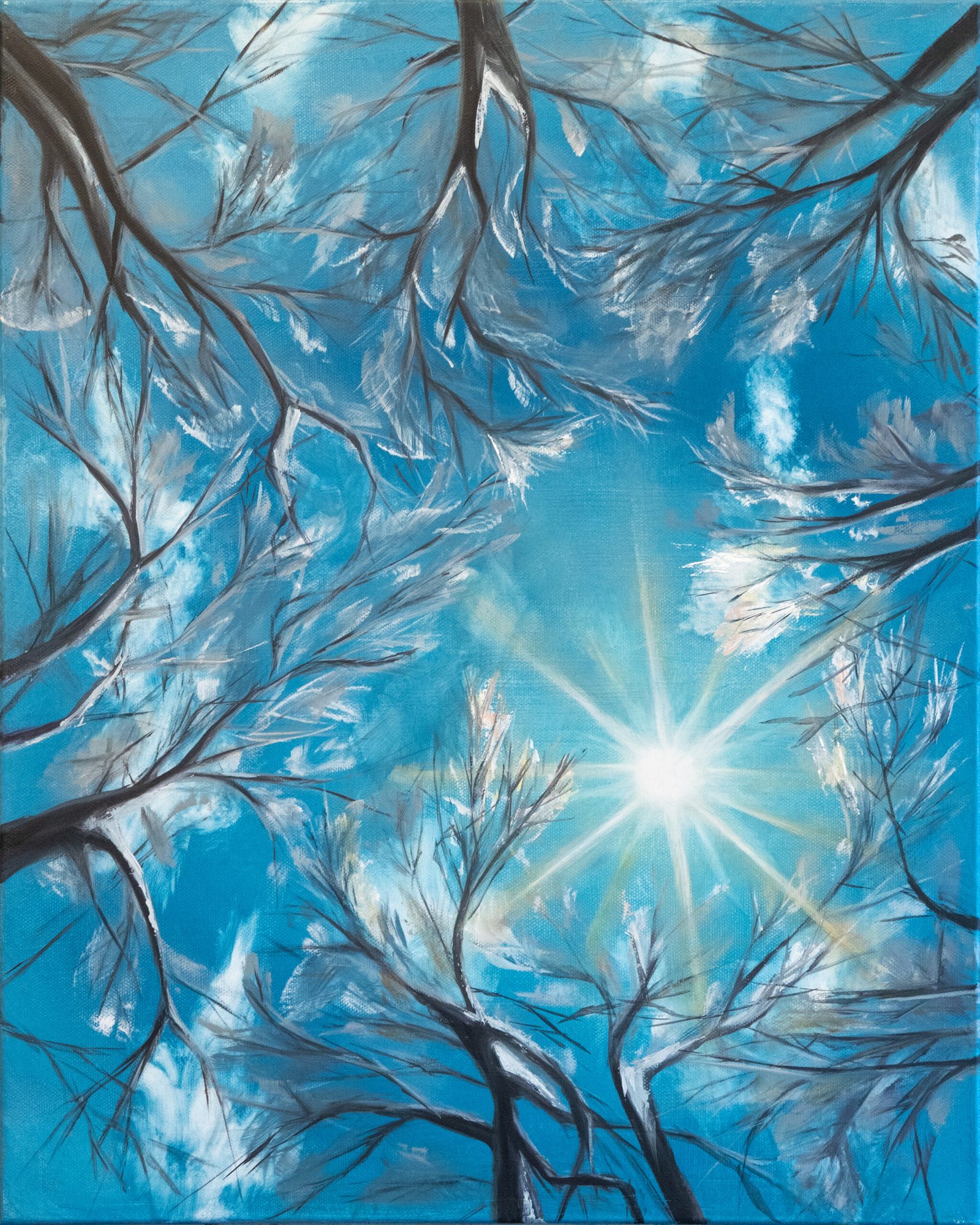 Ölgemälde von Alexandra Hörhager aus der Moments-Serie: der Blick senkrecht nach oben in kahle, raureifbedeckte Winteräste vor kräftig blauem Himmel, in der Bildmitte die Sonne als klarer Strahlenstern.